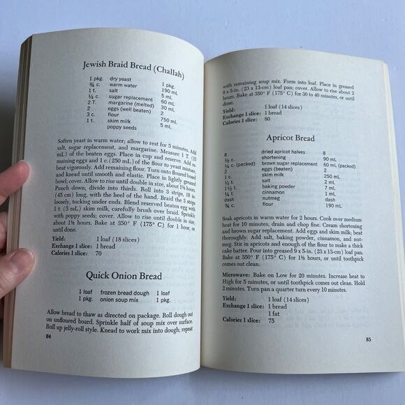 Vintage 1990 Cookbook The Complete Diabetic Cookbook Paperback - Picture 8 of 13